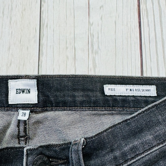 Edwin Pixie 9” Mid Rise Skinny Jeans Size 28 - Picture 6 of 13